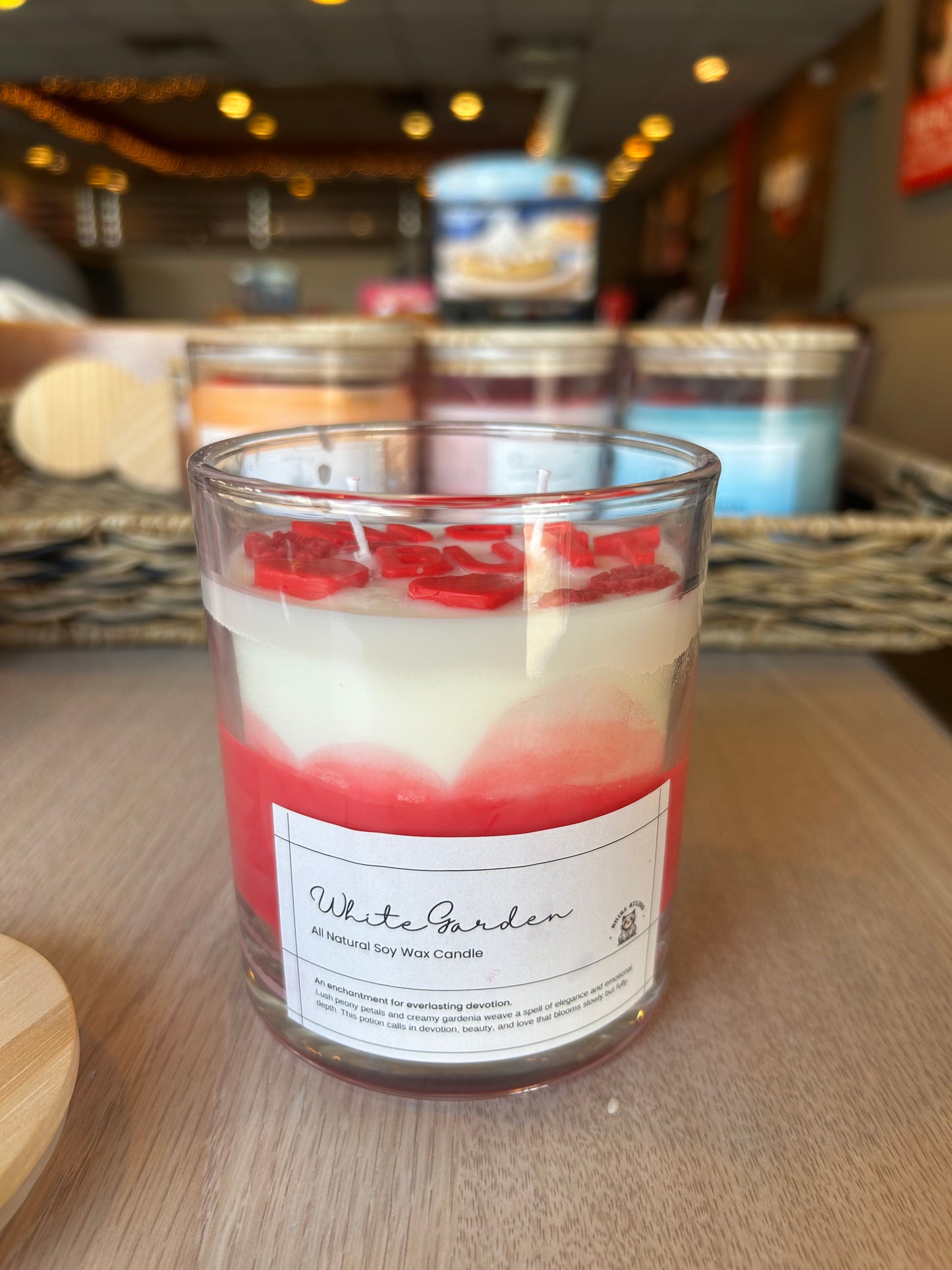 White Garden 10oz Candle